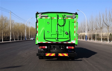 8吨洗扫车