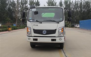 吸污车